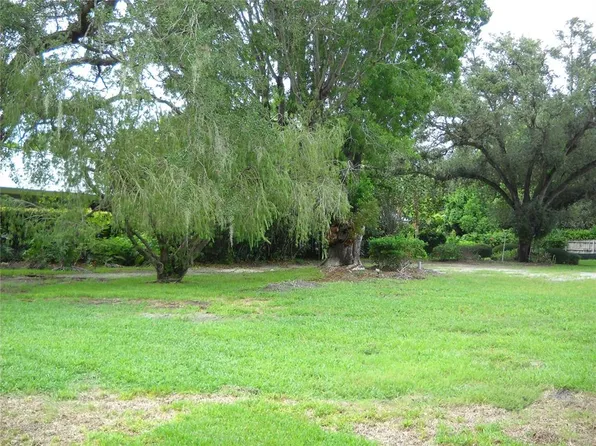 1749 CHEROKEE DRIVE, SARASOTA, FL 34239