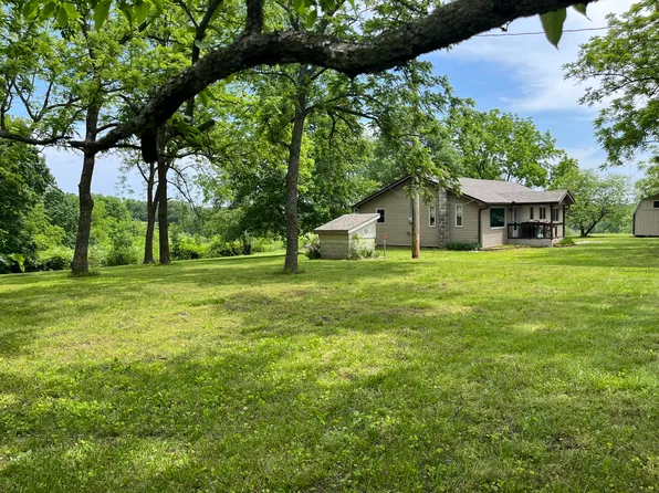 24570 Lawrence 2210, Aurora, MO 65605