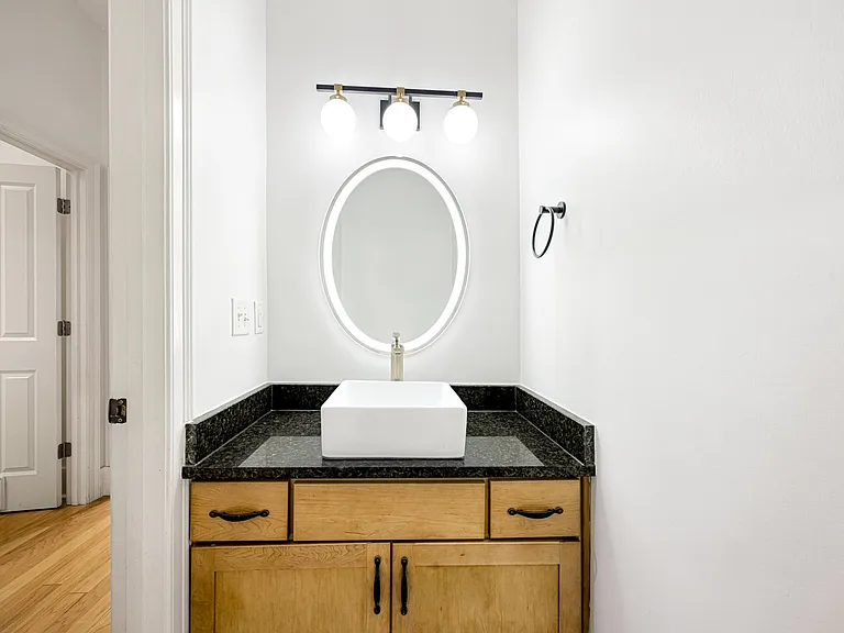 614 Tennessee St #201 — Photo 11