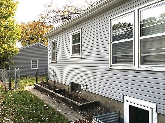 2nd image of 1311 5th Ave S