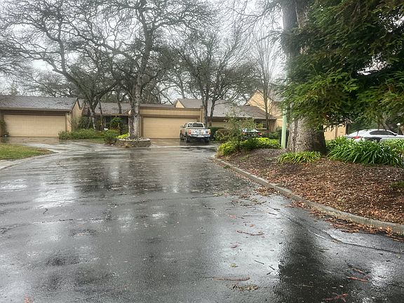 5th image of 6408 Ebano Ct