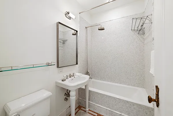 Rented by Compass | media 27