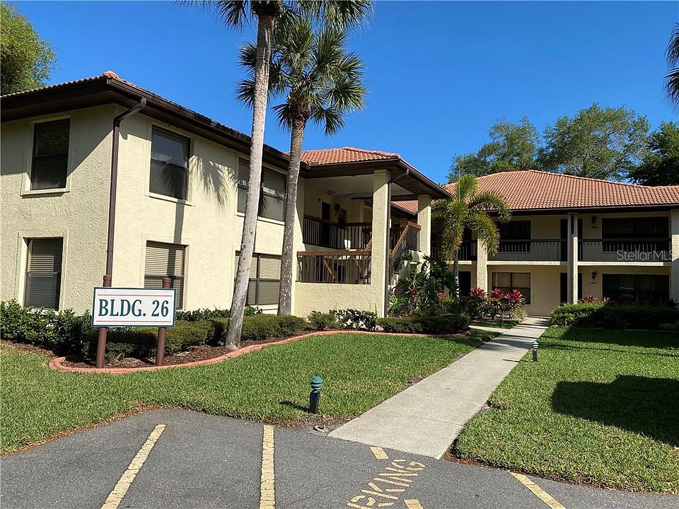 1st image of 2605 Hammock Ct