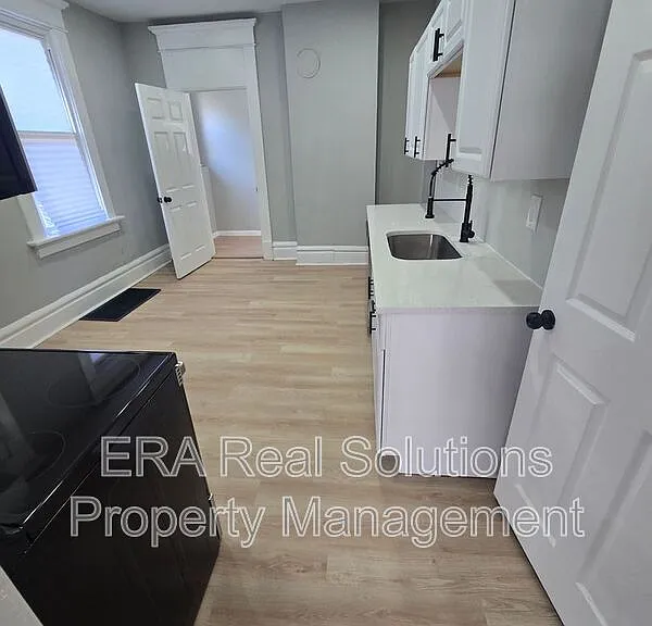 730 S Ohio Ave — Photo 6