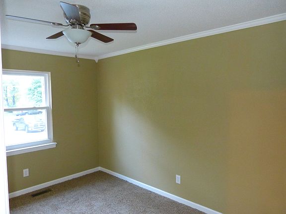 3rd image of 6969 Vicksburg Ln
