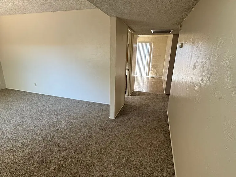 4549 E Bellevue St — Photo 3