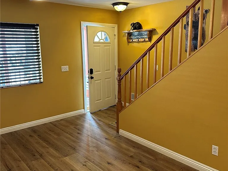 137 E Country Club Blvd — Photo 2