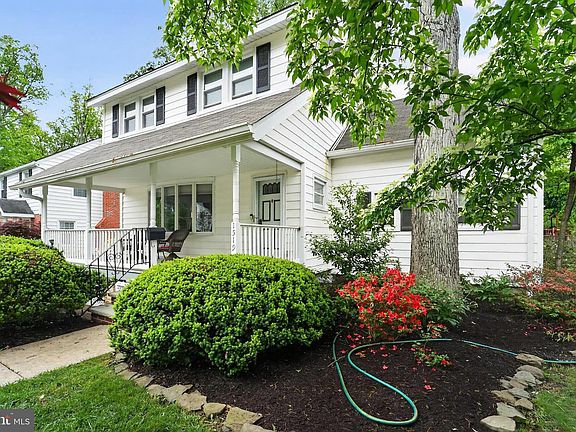 2nd image of 1519 Park Grove Ave