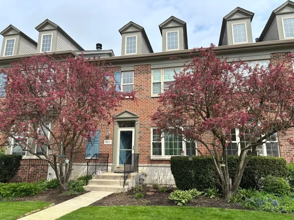 1817 Westleigh Dr, Glenview, IL 60025