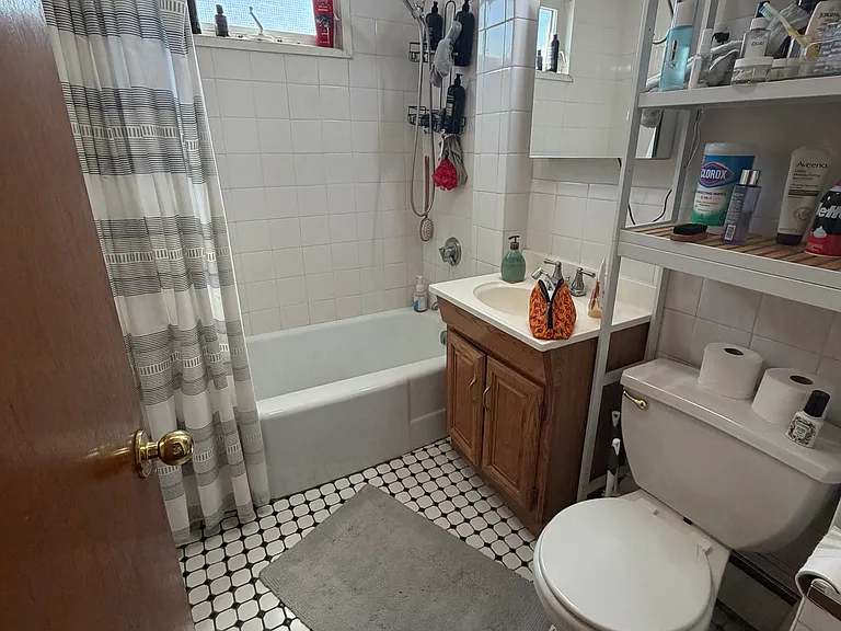 4 Boston Ave #6 — Photo 33