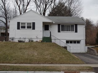 606 Byford Blvd, Endwell, NY 13760