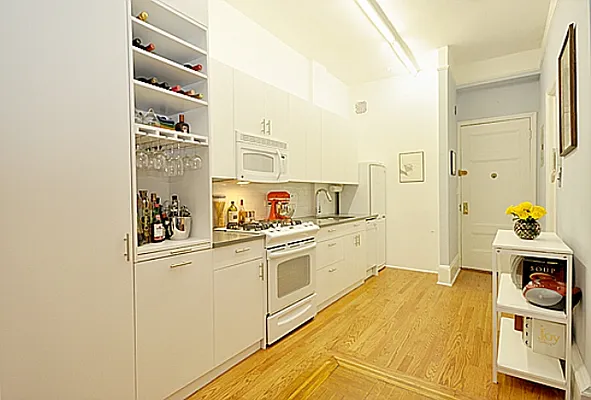 Sold by Cooper & Cooper Real Estate | media 14