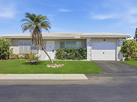 3rd image of 8760 Pickwick Rd