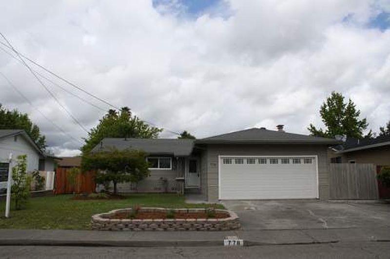1st image of 778 Bernadette Ave