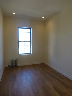 Rented by Bohemia Realty Group | media 36