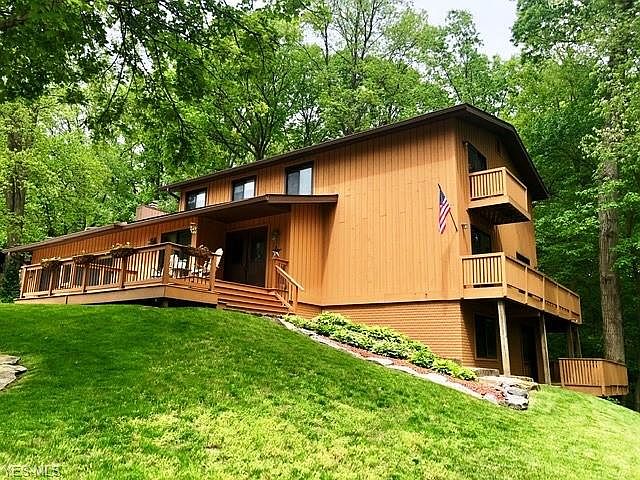 1st image of 1837 Deepwood Dr