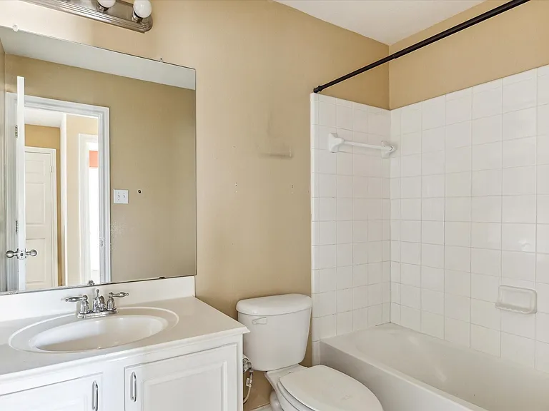 14307 Mirkwood Ln — Photo 17