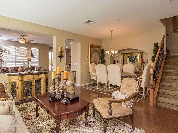 2nd image of 2015 Sierra View Cir Unit 3