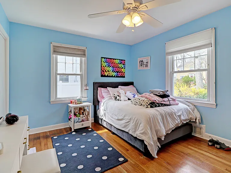 1 Salem Pl — Photo 8