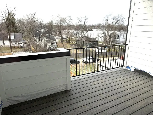 2203 Foster Ave #2205-2221 — Photo 14