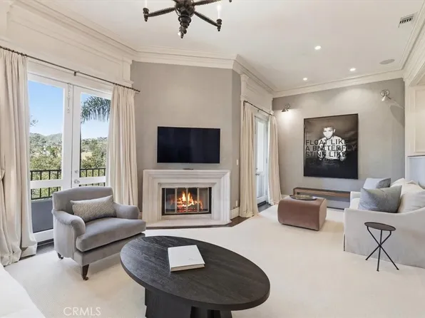 15500 W Sunset Blvd APT 202, Pacific Palisades, CA 90272