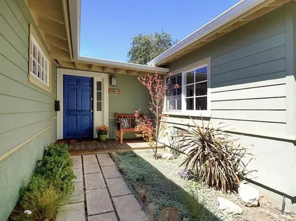 23445 Sylvan St, Woodland Hills, CA 91367