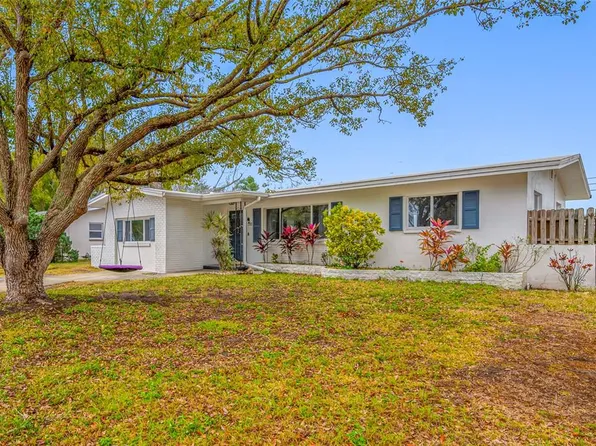 1268 Robin Hood Ln, Dunedin, FL 34698