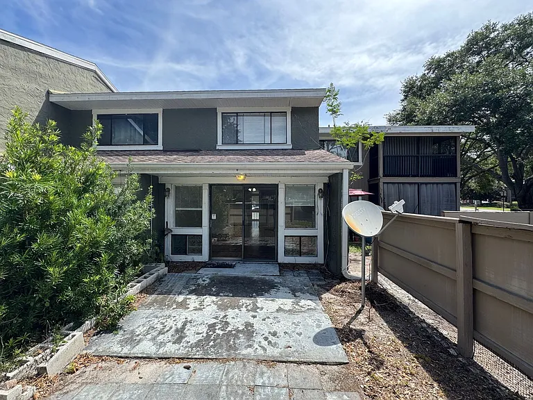 6061 Windhover Dr #10-D10 — Photo 25