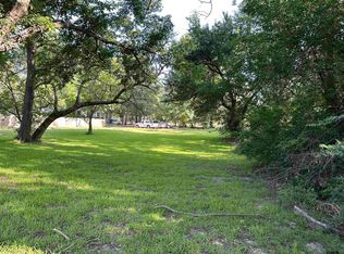 1002 E Humbleway St, Overton, TX 75684