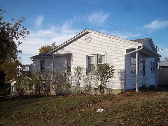 5th image of 715 Ima Dr