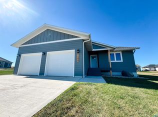 1104 Birch Ave, Alton, IA 51003