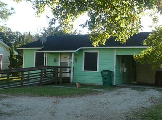 713 N Wharton St, El Campo, TX 77437