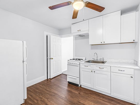 4th image of 742 7th Ave N APT 1