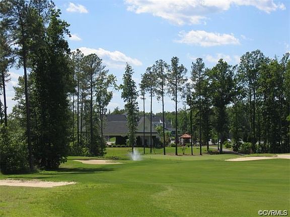 4th image of 15300 Isle Pines Dr