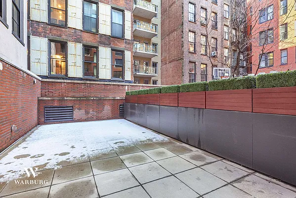 Rented by Warburg | media 11