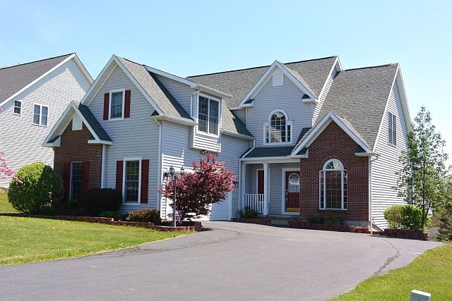 1st image of 106 Saint Andrews Dr