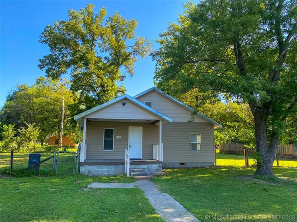 202 Sequoyah St, Vian, OK 74962