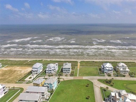 2nd image of 11406 Beachside