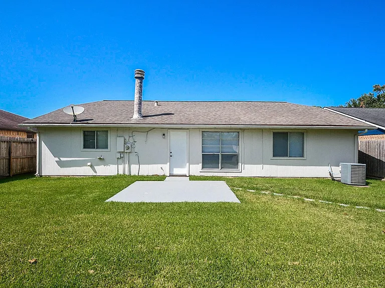 6906 Grant Dr — Photo 37