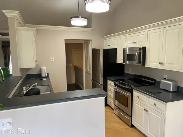 367 Muirfield Ct, North Sioux City, SD 57049
