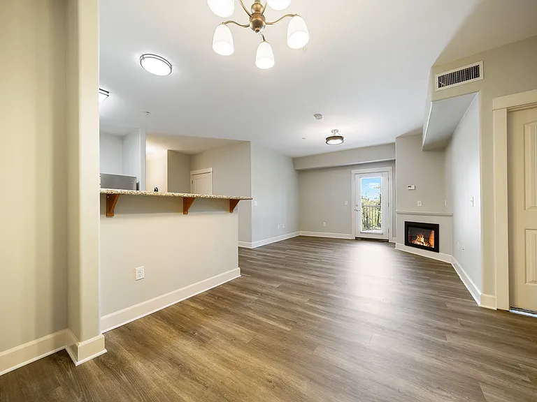 Webster Ridge Apartments — Photo 42