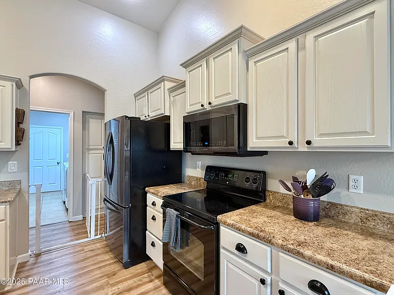6622 E Farmstead Rd — Photo 16