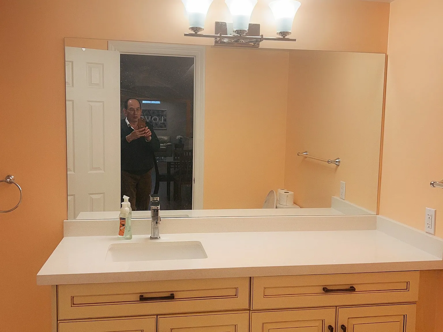 2 bed, $1,799 — Photo 3