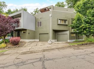 941 N Cook St, Portland, OR 97227