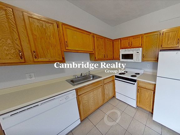 2nd image of 35 South St #8T