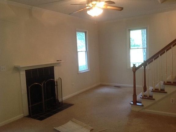 DEN/family room