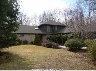 62 Pheasant Chase, West Hartford, CT 06117