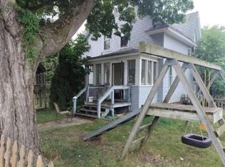 1201 State St, Charlevoix, MI 49720