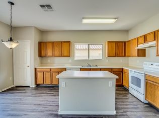 2826 W Tanner Ranch Rd, San Tan Valley, AZ 85142