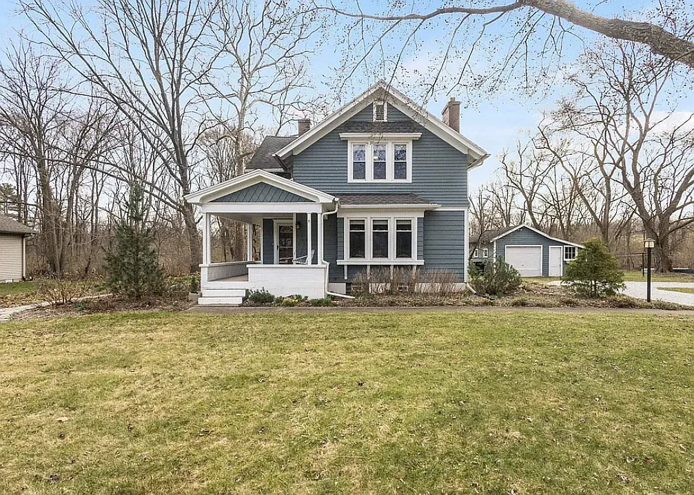 5 bed, 1975 sqft, $3,300 — Photo 1